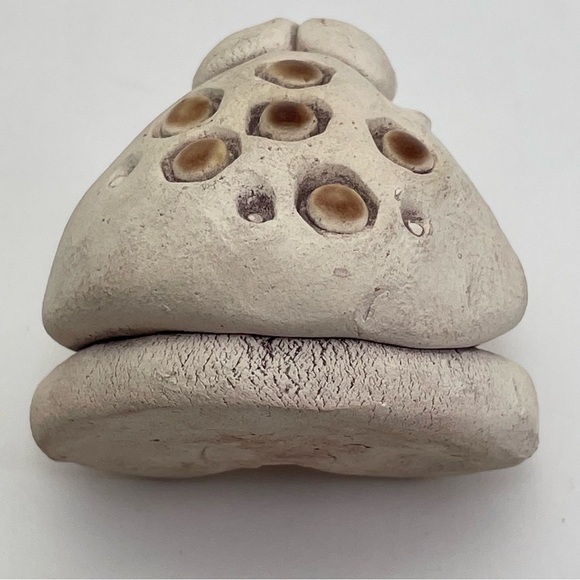 Miniature Cute Pottery Frog Tongue Out - Picture 3 of 10